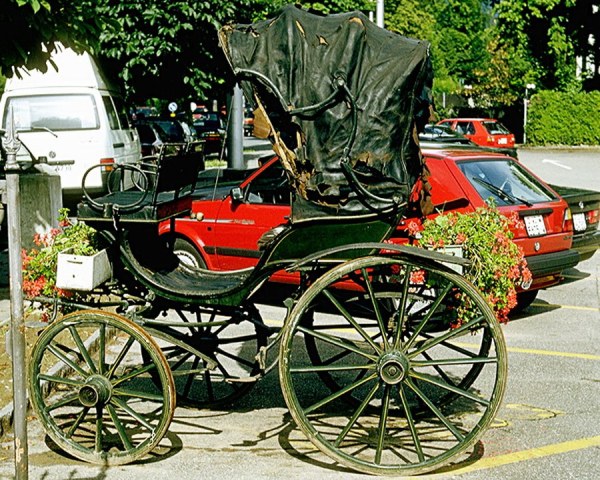 Старый конный экипаж